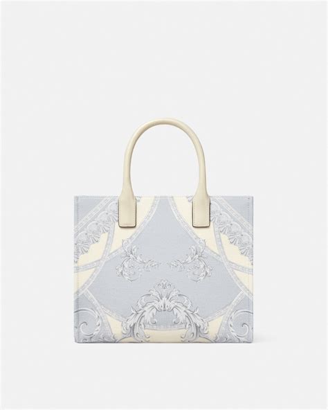 la medusa e la pubblicita versace
